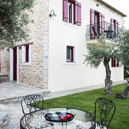 Sleeps 8 With Pool Air Con And Wifi Vila *